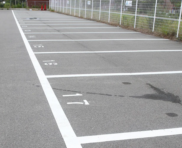 駐車場施工・お庭の手入れ